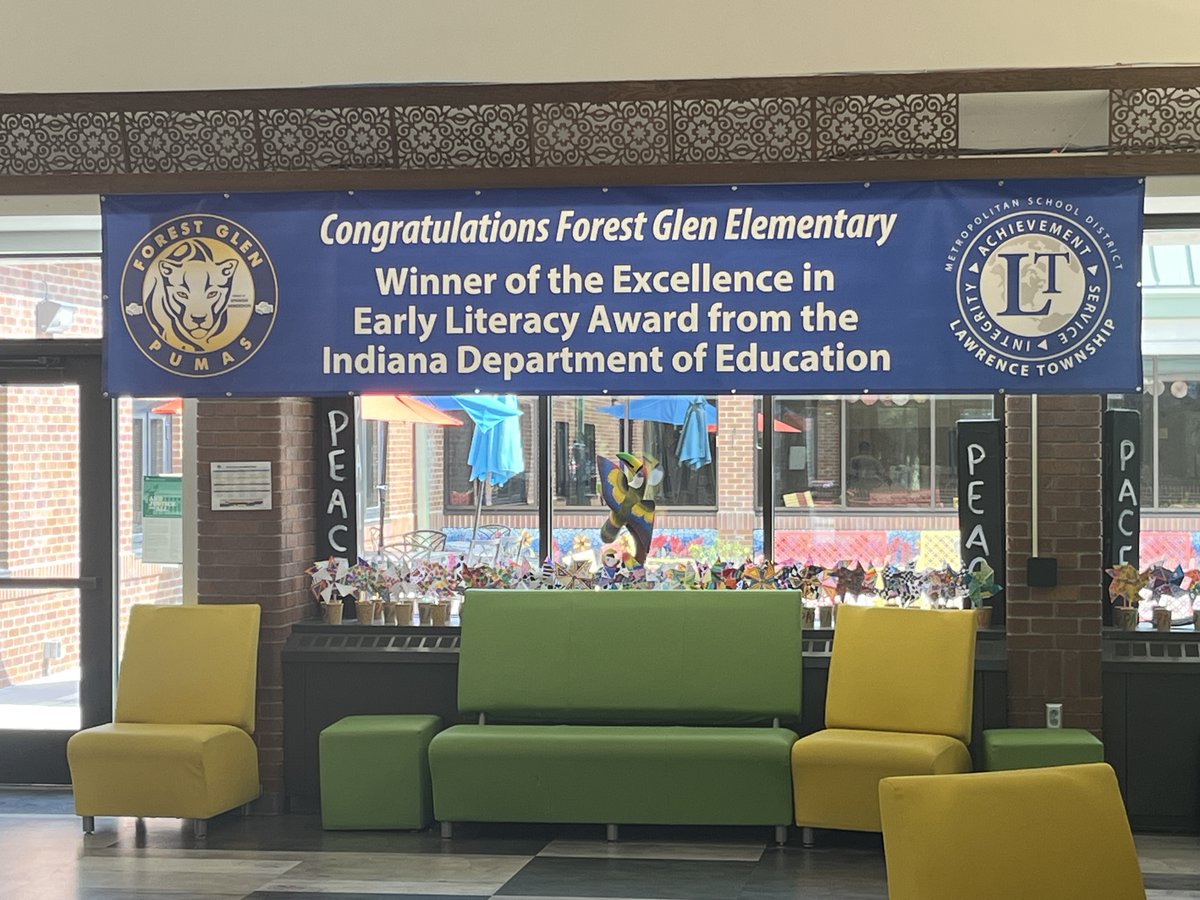 No surprise Forest Glen ES in Lawrence received the Excellence in Early Literacy Award under the lead of Head Hound, Kelli Lovingfoss!