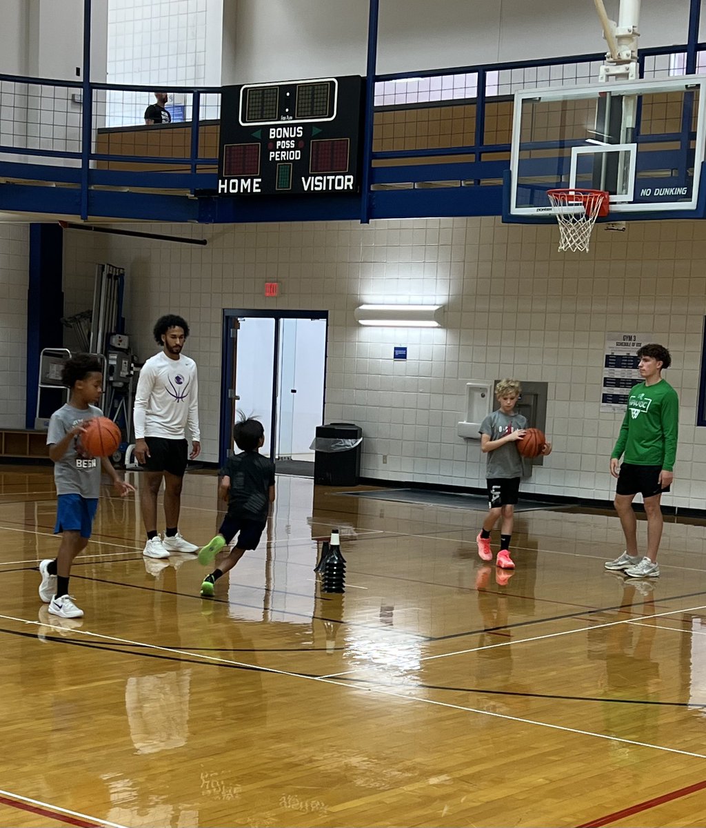 Brett Flory (@coachbrettflory) on Twitter photo This is what I hope our program is about. 2 great alums, Kaeson Fisher-Brown (2023) & Mason Anderson (2024), training our future of Logan Meyer, Liam Johnson (<a href="/Daven__Johnson/">Daven Johnson</a>โs brother), & Gavin Stiger (<a href="/GregoryStiger10/">Gregory Stiger</a>โs brother).
๐ธ <a href="/JayroldJohnson/">Jayrold Johnson</a>
#ProgramKids #ForTheCulture This is what I hope our program is about. 2 great alums, Kaeson Fisher-Brown (2023) & Mason Anderson (2024), training our future of Logan Meyer, Liam Johnson (<a href="/Daven__Johnson/">Daven Johnson</a>โs brother), & Gavin Stiger (<a href="/GregoryStiger10/">Gregory Stiger</a>โs brother).
๐ธ <a href="/JayroldJohnson/">Jayrold Johnson</a>
#ProgramKids #ForTheCulture