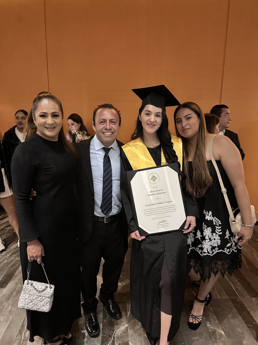 Full circle moment. <a href="/anahuac/">Anáhuac Campus Norte</a> 

To the village that never let me fall: thank you for carrying me here. 

This journey was never (and will never be) mine alone.