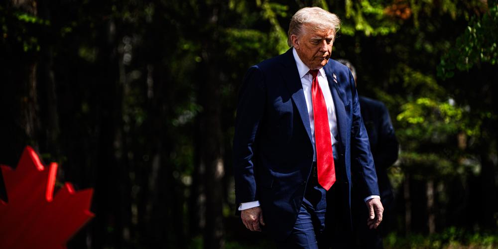 🇺🇸🇮🇷Comme prédit, les États-Unis s'apprêtent à frapper l'Iran au côté des Israéliens.

Après le feu vert de l'Allemagne, j'ai le sentiment que l'Occident profite de la situation pour mettre un terme à la menace iranienne une bonne fois pour toutes.

L'entrée en guerre de