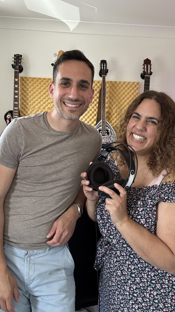 LorenzoProducer's tweet image. Dream team!
@kellyerez #vocalcoach #sessionsinger 
@LorenzoProducer #producer #guitarist