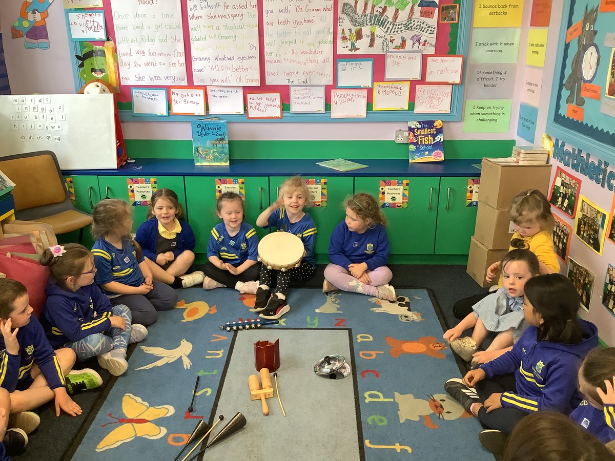 During our music lesson we have had lots of fun working with sound. We explored different ways to play percussion instruments and we began to look at tempo and dynamics.