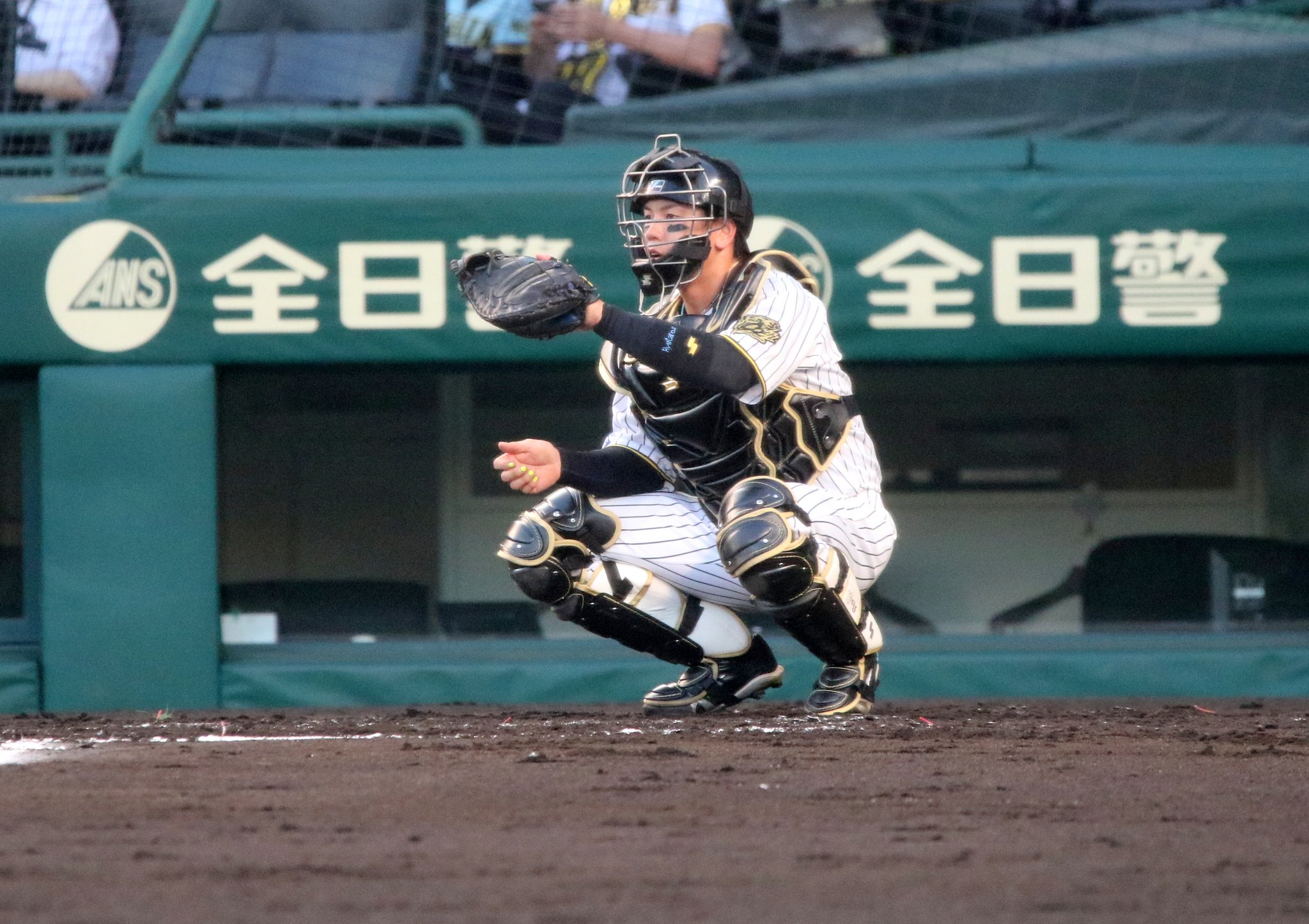 梅野隆太郎　Joshinワッペン付き　XOサイズ　#44 NPBロゴ入 阪神タイガース 梅野隆太郎 ハイクオリティ レプリカ