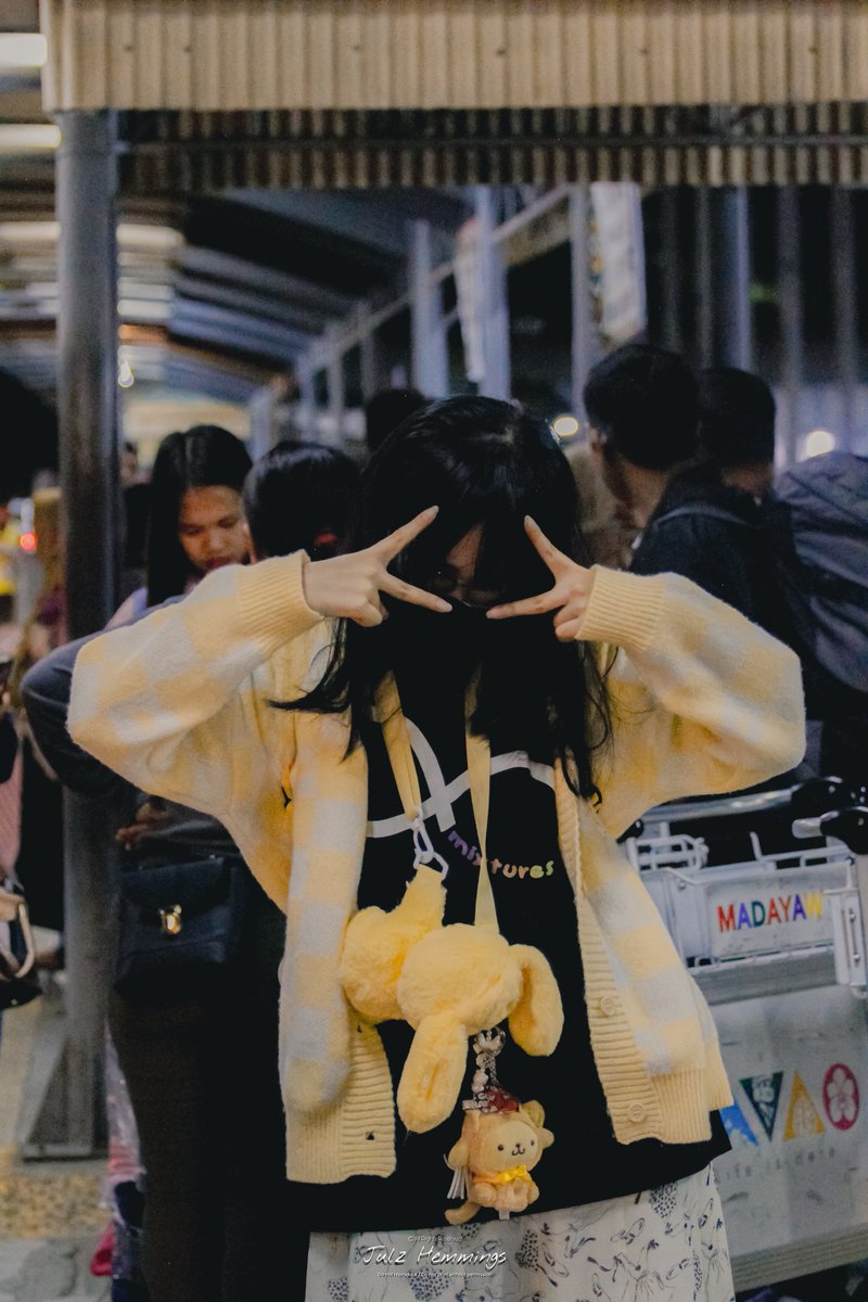 JulzHemmings's tweet photo. ใ PastelโMix ใ
AIRPORT PICS
AZU PYON ๐ค
๐06.17.25
๐ Francisco Bangoy Airport, Davao City
PASTELMIX ARRIVAL AT DVO AIRPORT
#PASTELMIX #THEA_PYON #CHERRY_PYON
#KANON_PYON #AZU_PYON #YUI_PYON https://t.co/jDjKl4LoDD