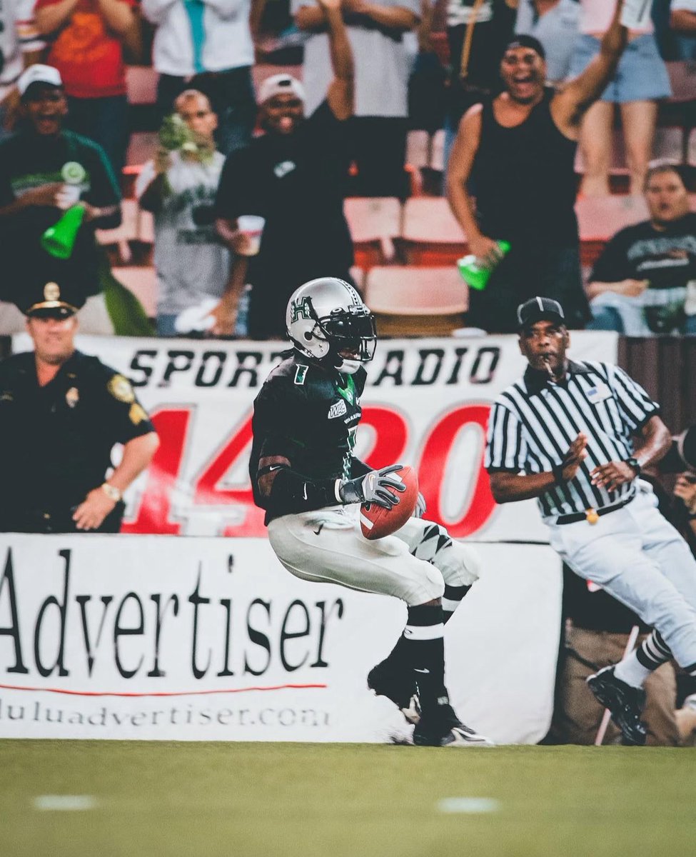 YAC University💨

Greg Salas: 285 Rec/4345 Yds/26 TD

Jason Rivers: 292 Rec/3919 Yds/35 TD

Davone Bess: 293 Rec/3610 Yds/41 TD

Ryan Grice-Mullen: 237 Rec/3370 Yds/36 TD

Ashley Lelie: 194 rec/3351 Yds/32 TD

Chad Owens: 239 Rec/3031 Rec Yds/29 TD

#GoBows #BRADDAHHOOD #HawaiiFB