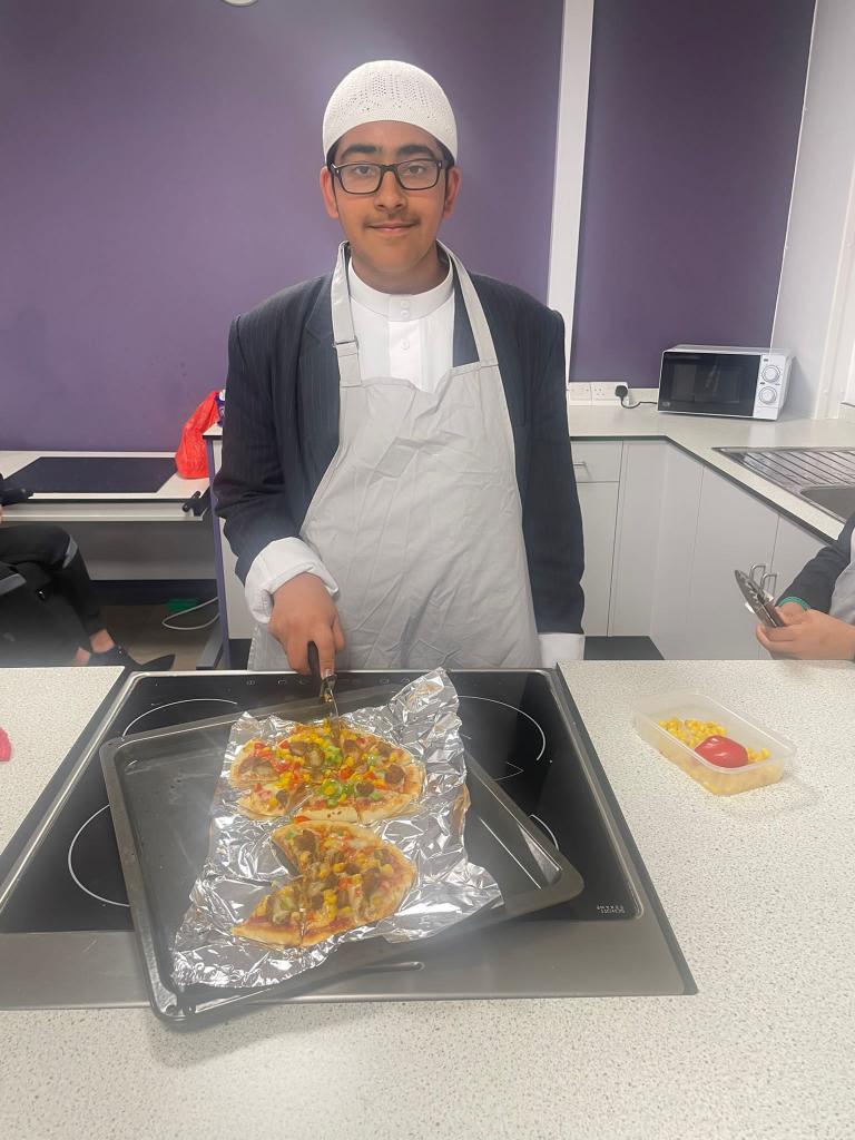 tauheedulboys's tweet image. Warning: May cause extreme hunger! 😉 Our Year 7 boys got hands-on in Food Technology today, creating some seriously impressive pizzas. 🍕 Future master chefs in the making! #SchoolKitchen #PizzaLove

#WeAreSTAR #Ambition #Teamwork