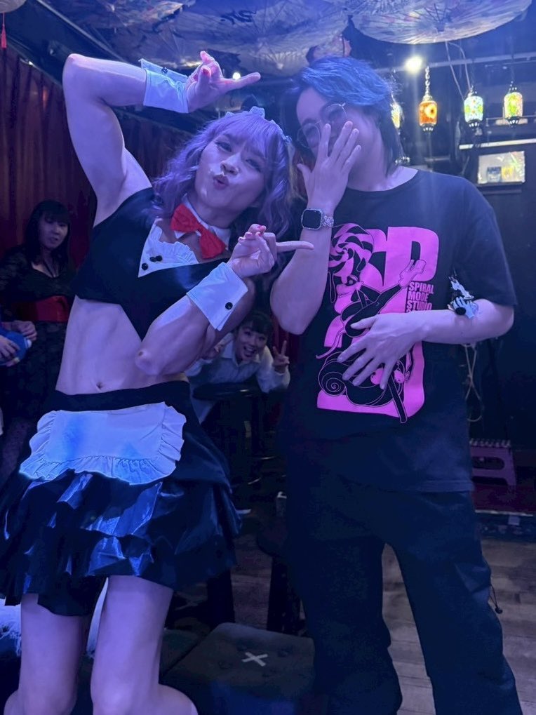 💃6月26日（木）、黒綿あめさん＆JaLeCoさん主催のイベントにスーパーレイが出演します。
ご来場希望はDMまで🙇‍♀️
詳細を説明＆ご予約して席を確保いたします。

『WatajaLeCo SHOW」
場所「Stage Bar MOON」
新宿3-35-5 守ビル 3F
開場19:00 / 開演20:30
ショーチャージ2000円＋1h1000円〜＋ご飲食代