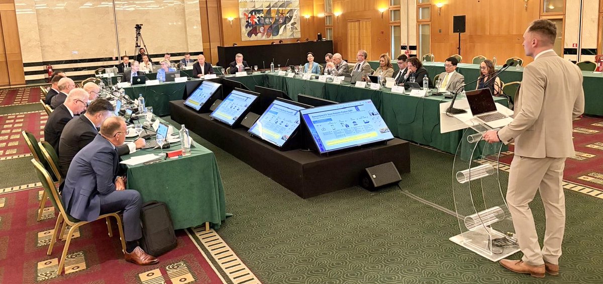 ACI World (@aciworld) on Twitter photo 🔴 Today in Athens, Greece, the ACI World Governing Board brought together airport CEOs for a high-level dialogue on advancing collaboration, leadership, and sustainable growth in the airport sector worldwide.
A heartfelt thank you to <a href="/ATH_airport/">Athens Airport</a> for graciously hosting us in 🔴 Today in Athens, Greece, the ACI World Governing Board brought together airport CEOs for a high-level dialogue on advancing collaboration, leadership, and sustainable growth in the airport sector worldwide.
A heartfelt thank you to <a href="/ATH_airport/">Athens Airport</a> for graciously hosting us in