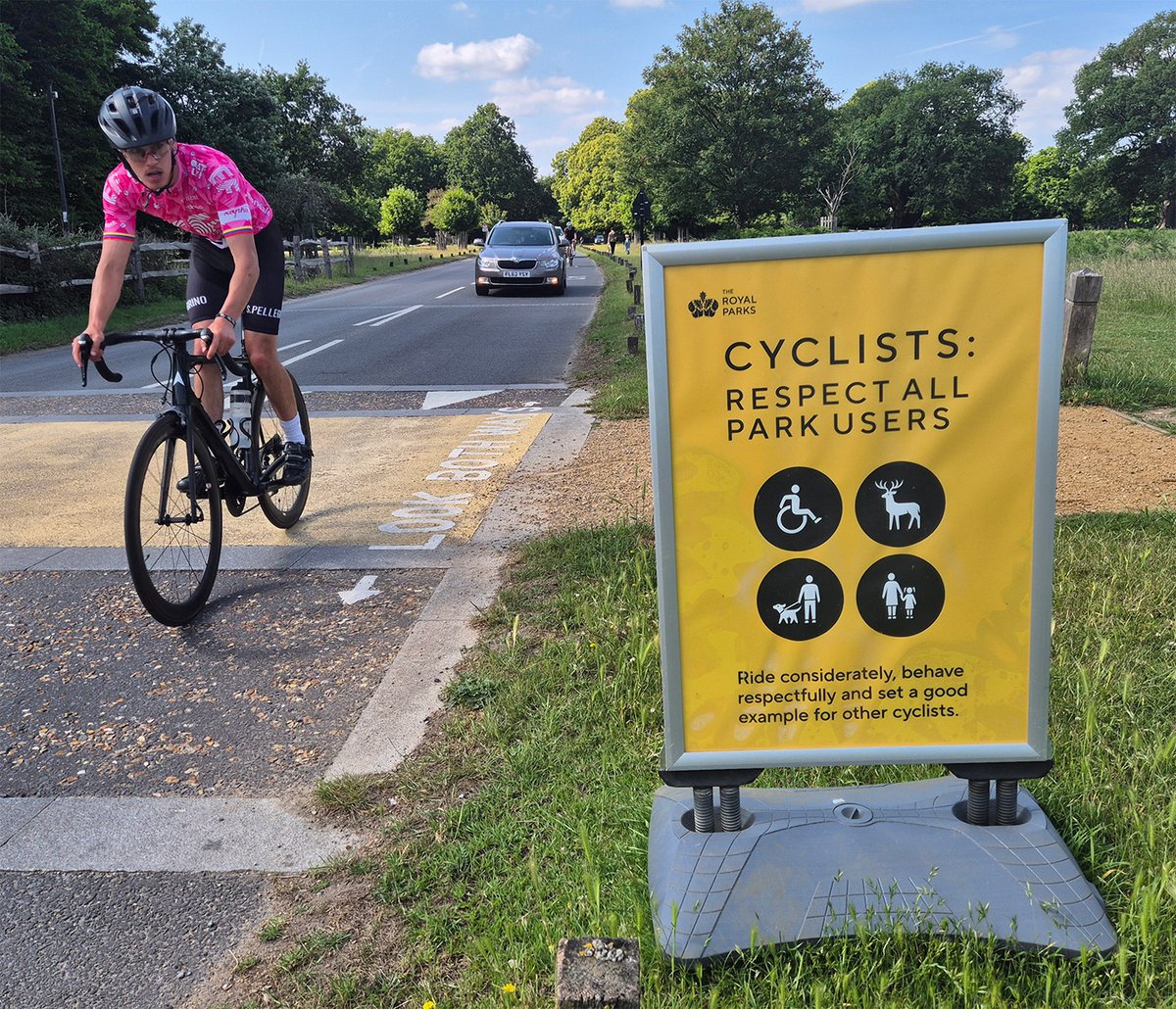MarkSharon_DP's tweet image. I was riding in #RichmondPark recently when I spotted a sign put up by @theroyalparks @MPSRoyal_Parks aimed at cyclists. About time they acknowledged that so many are selfish oiks. Then I spotted an omission so I corrected it. Can you spot it? Drivers matter - drivers are users.