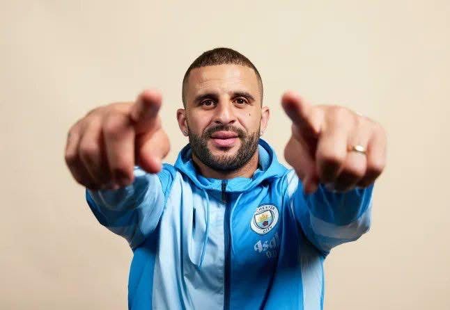 The12thMan001's tweet image. 🚨 Everton have entered negotiations with Manchester City over a potential deal for Kyle Walker. Talks are underway and the move is considered possible! 🔵📞

#Everton #MCFC #KyleWalker #Transfers