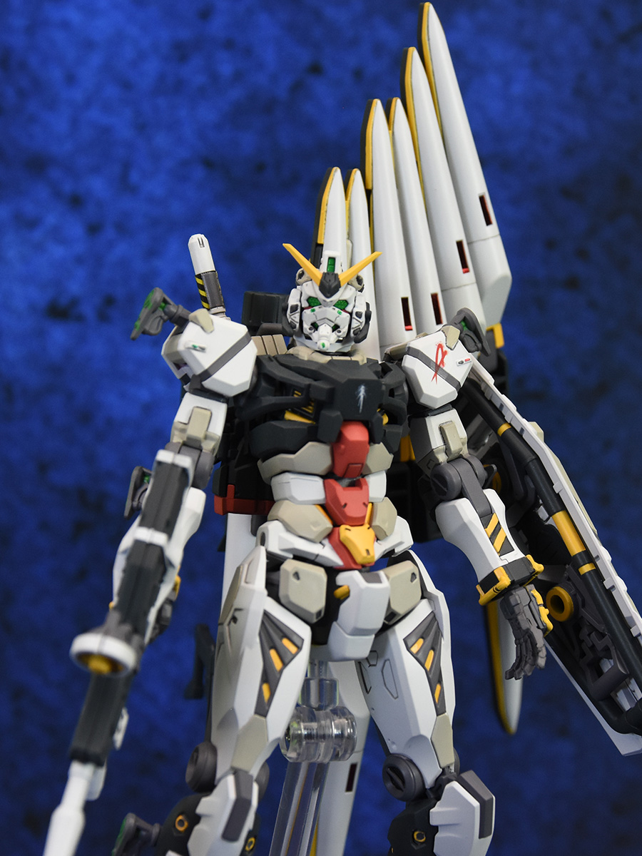 ANINS_AM's tweet image. ジークアクス第11話面白かったです。
BEYOND THE TIMEが流れた時は驚きました。
最終回もとてえも楽しみです。
こちらは赤いガンダムをνガンダム風に改造しました。
明日さらに投稿する予定なのでよかったら見てください。
#ジークアクス
#GQuuuuuuX
#ガンプラ