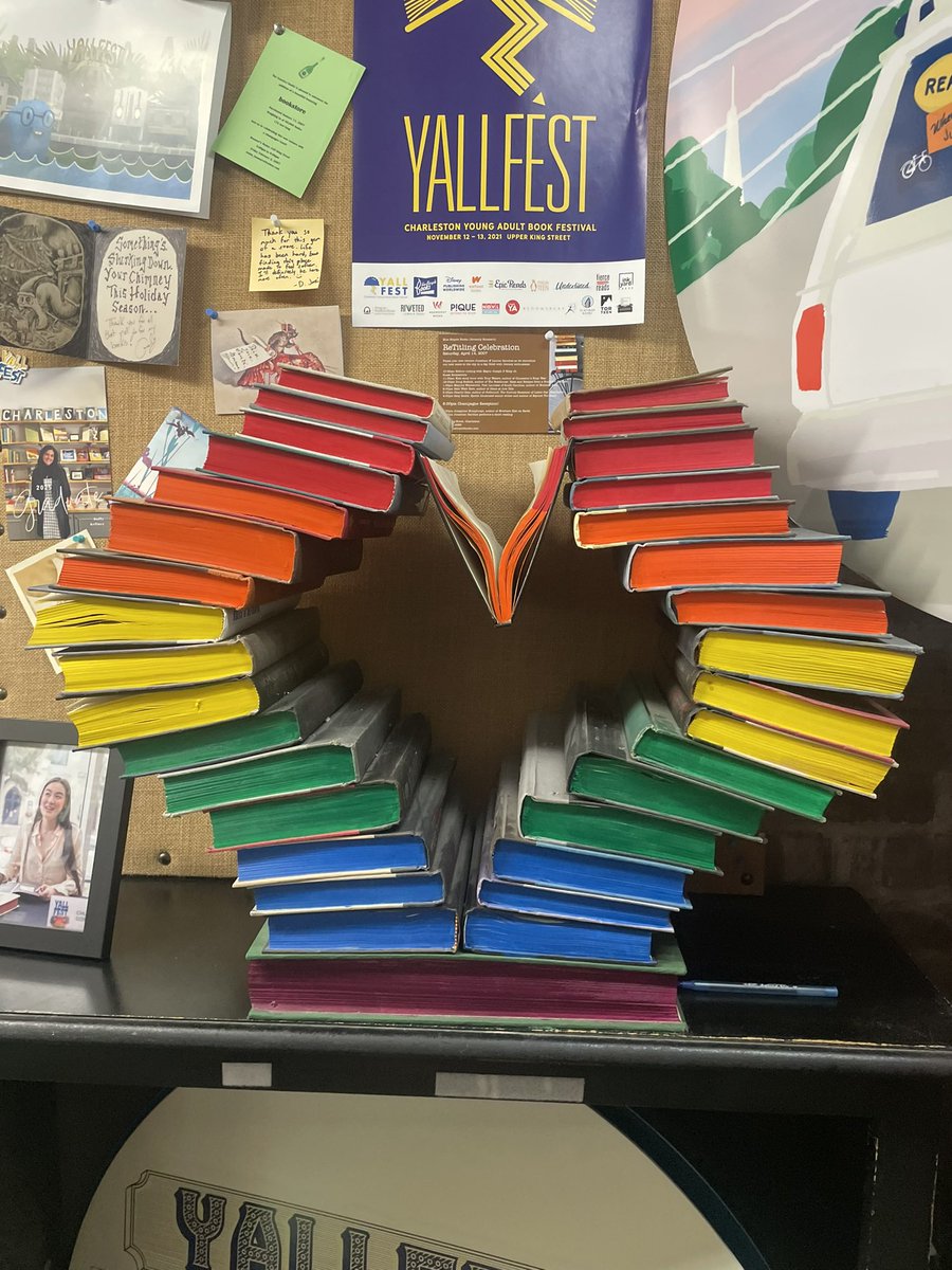 Another incredible bookstore stop in Charleston!
📍Blue Bicycle Books 🚲 
✍🏼 Today’s Writer’s Affirmation: I replenish my creative energy by reading!

#bookish #bookstore #writinglife #writer #writingcommunity #reading #reader