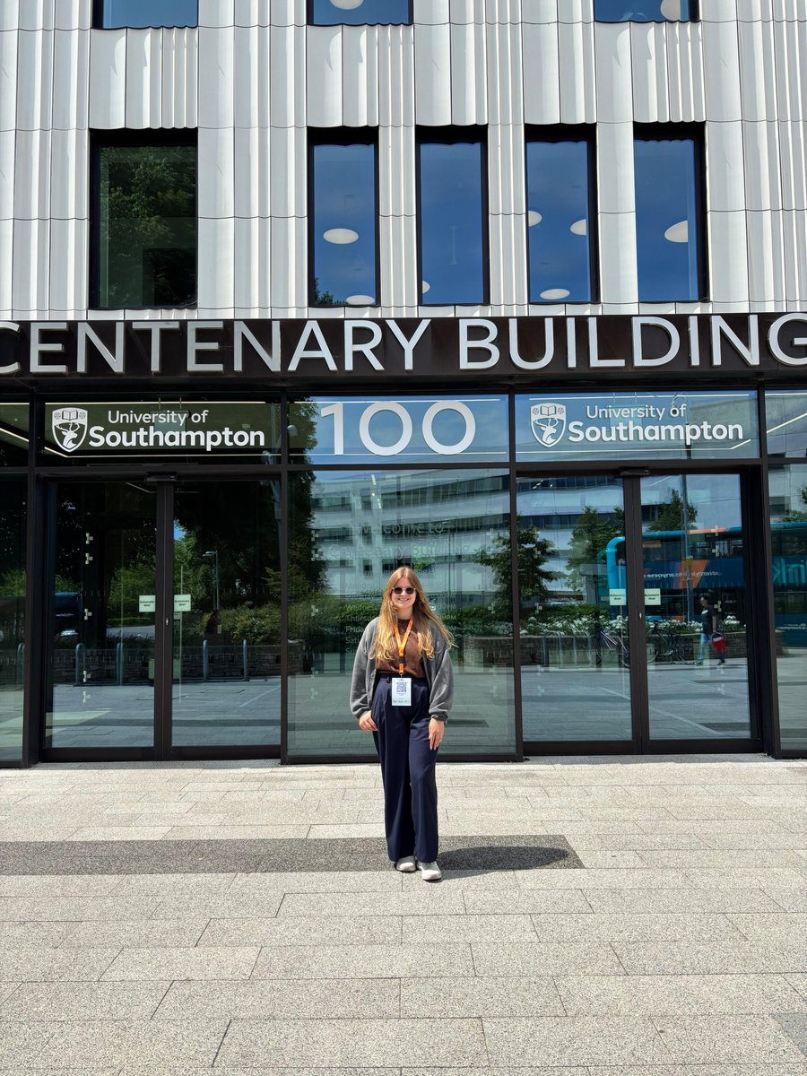 Great presentation by our PhD student Kseniia Erokhina at the MGE conference at the University of Southampton, where she shared her fascinating work on “Diverse Conjugation Frequencies Across Multidrug-Resistant Escherichia.” 🔥