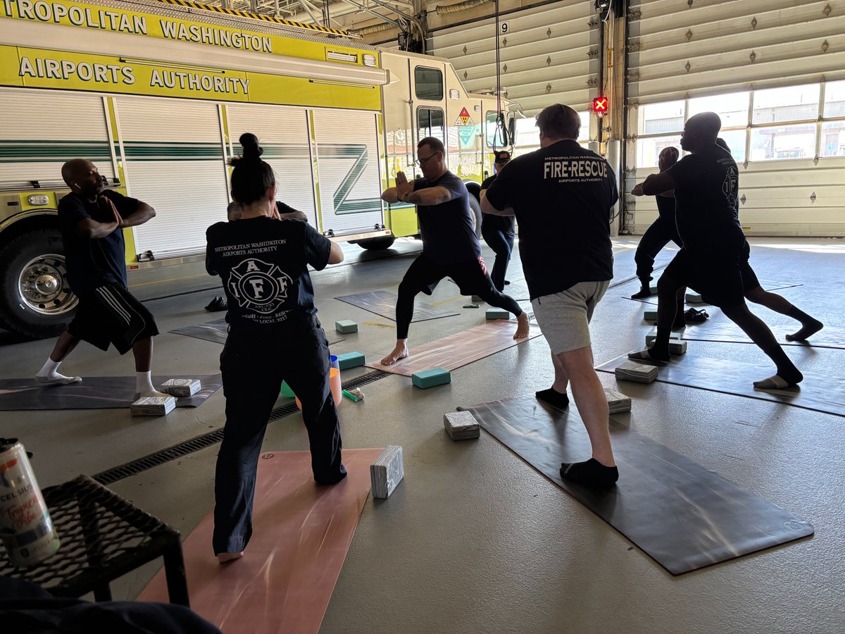 MWAAFireRescue's tweet image. 2025 #firefighters Safety Stand Down topic-Responder Behavioral Health.
safetystanddown.org/resource/safet…
Encouraging departments to take a proactive approach to #MentalWellness.
In station yoga & suicide prevention class. Just a few steps to better our health & wellness program.