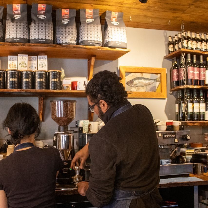 Our space is always inviting.

Enjoy the rich, deep colours of our decor, the freshness of the food and the friendless of the team.

Join us - we open daily 8am-11pm.
07769 326455 
Bermondsey Street, London #SE1

Image credits: @volcanocoffeeworks

#foodblogger #foodandtravel