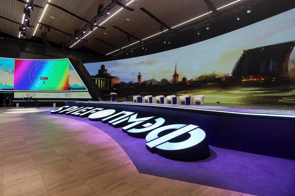 #ПМЭФ2025 стартует уже завтра!

🌏 Cвыше 20,000 участников из 140 стран и территорий, включая делегации из #СНГ, #БРИКС, #ШОС, #АСЕАН, Африки, Ближнего Востока, Латинской Америки и др.

❗️20 июня на #ПМЭФ выступит Президент России В.В.Путин.

Подробнее 👉 t.me/MID_Russia/612…