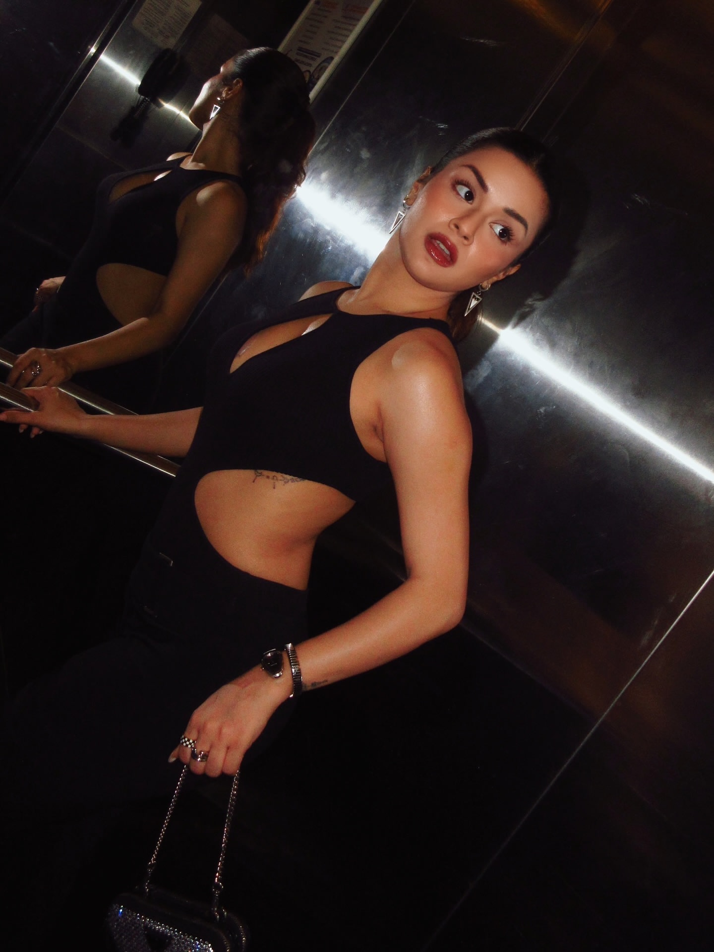 GtqG7a0bAAA6TcY?format=jpg&name=large