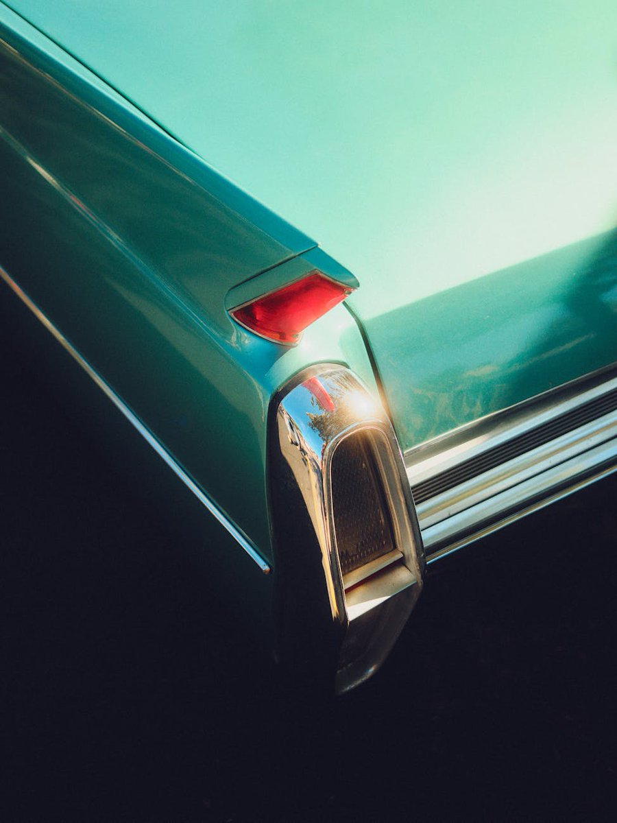 Lesley109211200's tweet image. Just snagged a rare 1969 Matchbox Superfast Pontiac GP!��Mint condition, vibrant red. My collection’s growing fast!����Any other collectors out there? Share your fave finds! #MatchboxCars #VintageToys #CarCollecting