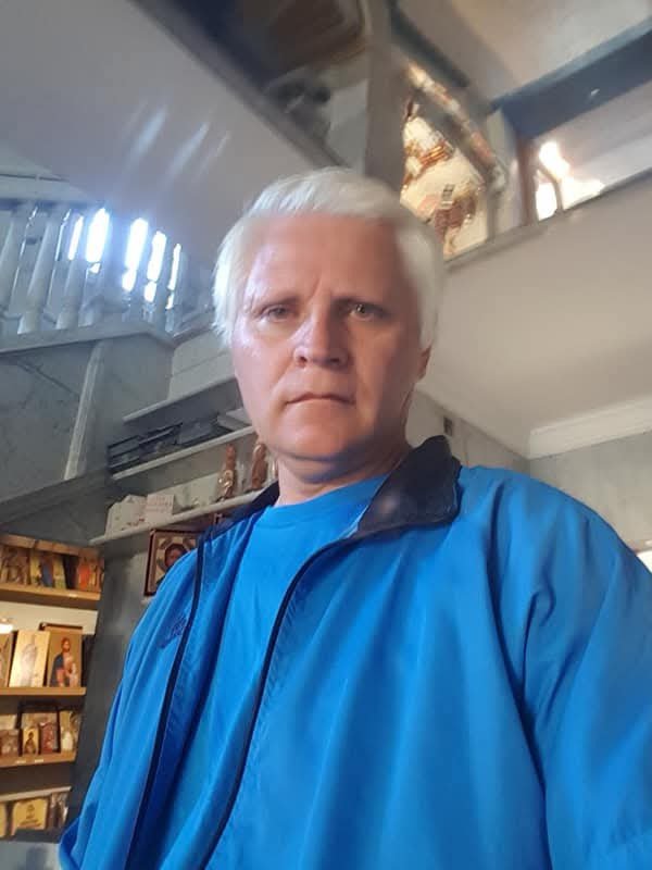 Немој само фори да ни продавате дека пијан бил кога се заканувал, па да му дадете некоја условна затоа што у сурат му се гледа дека без проблем би бил дел од тајфата на Палчо