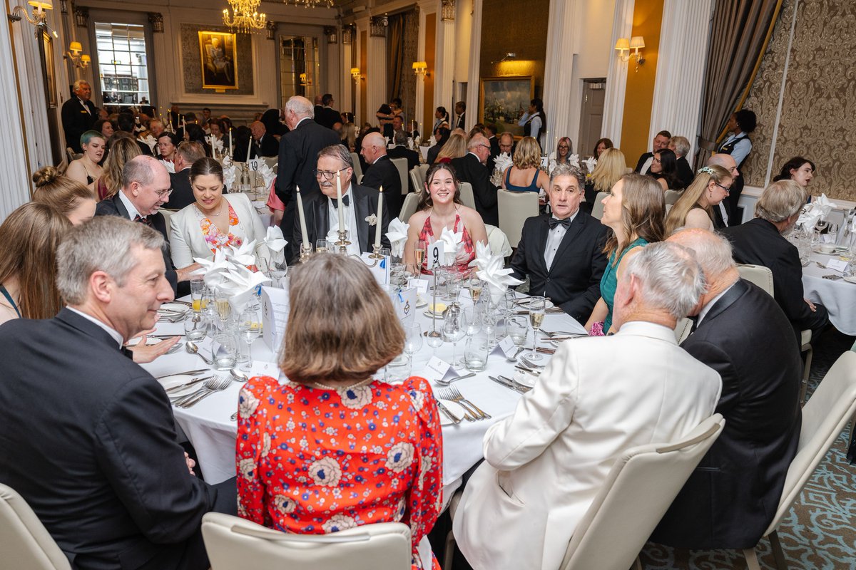 TheRAFClub's tweet image. Sons and Daughters 🍾
The Royal Air Force Club was thrilled to host its second ‘Sons and Daughters’ event of 2025, centered around Father’s Day. This special occasion brought together mothers, fathers, sons, and daughters for an unforgettable evening.