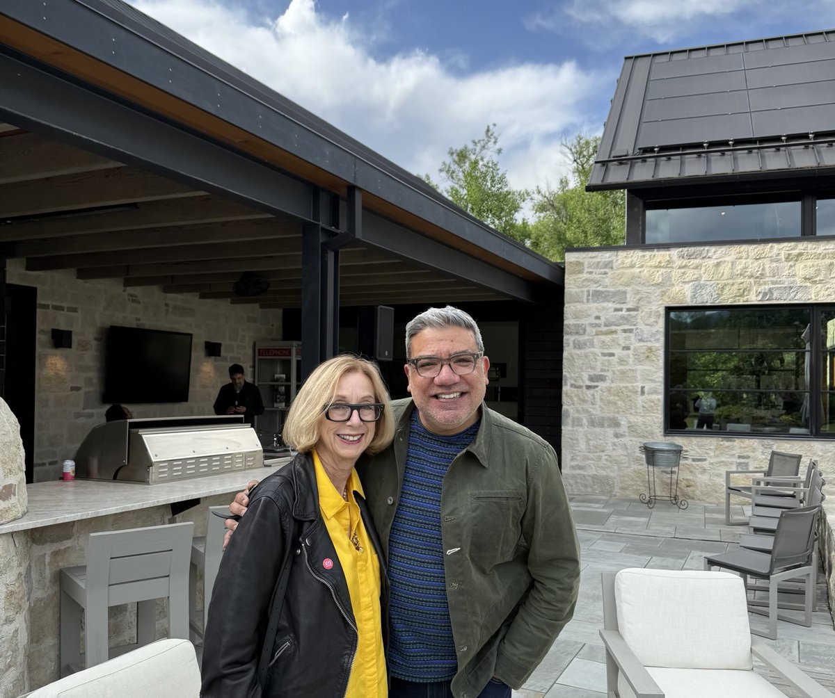 SundanceSatter's tweet image. Great to be in Boulder with my colleague Eugene Hernandez, @eug, our head of @sundancefest and public programming, at a wonderful gathering of supporters and friends!