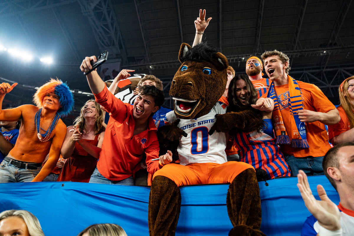 Happy #NationalMascotDay to the best mascot around! 🐴

#BleedBlue | #WhatsNext