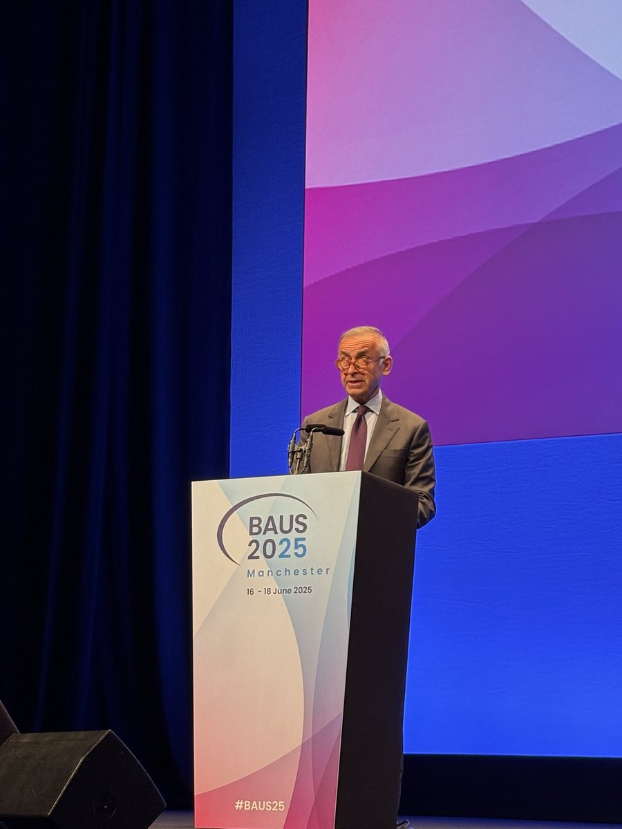 Rebuilding the <a href="/NHSuk/">NHS</a>  <a href="/NHSEngland/">NHS England</a>  - an excellent account by <a href="/aradarzi/">Ara Darzi</a> - Lord Darzi in #BAUS25  <a href="/BAUSurology/">BAUS</a> <a href="/shabi1009/">Shabi Ahmad</a> <a href="/IBUSurology/">IBUS</a>.  Capital investment is the only way forward for <a href="/NHSuk/">NHS</a> recovery !