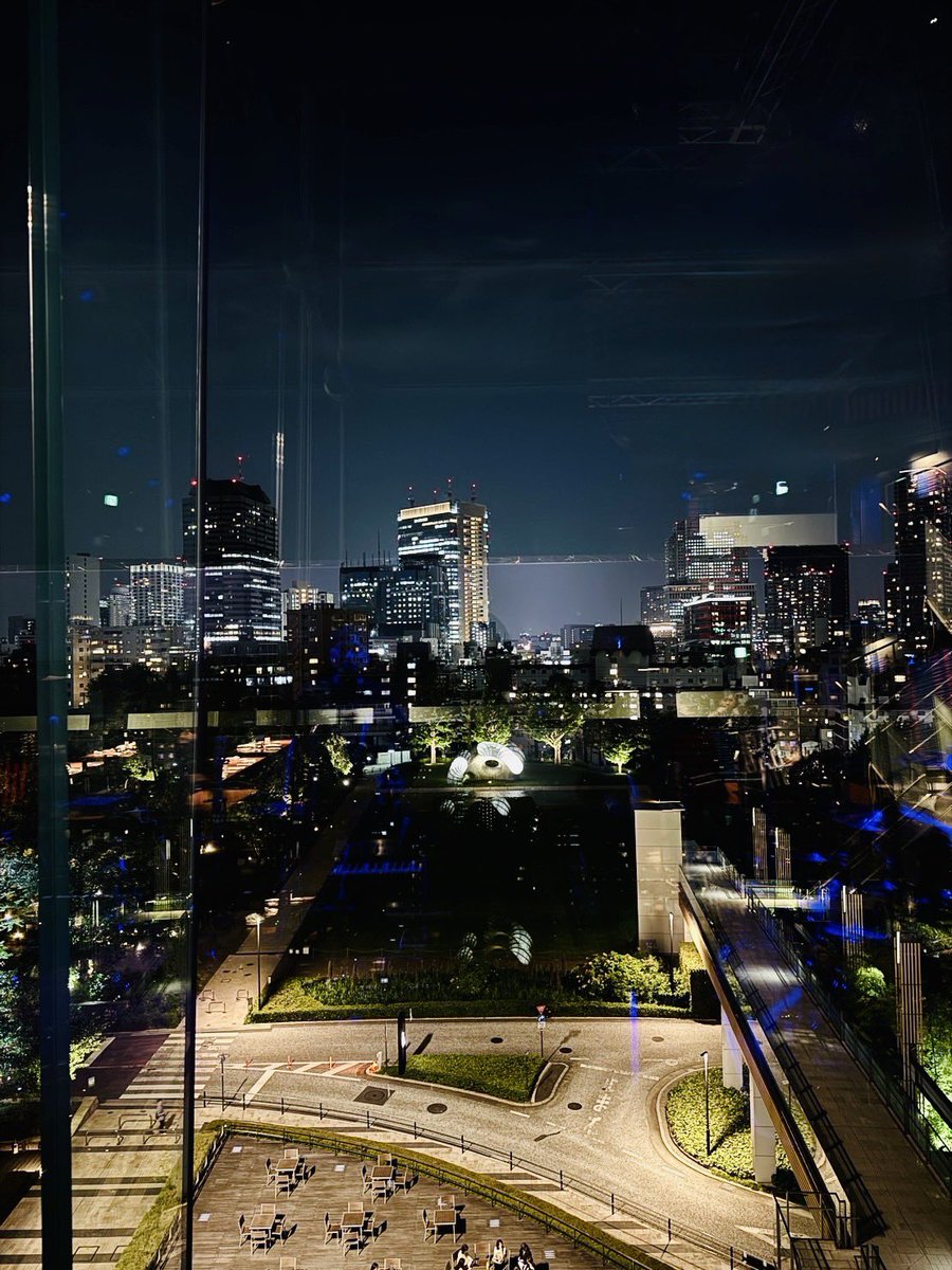 「ZARD Acoustic Live ～Especial moment～」
全12公演 無事終了しました😊

billboard 大阪、横浜、東京 各会場スタッフの皆様サポートありがとうございました🙇

またお越し頂いたZARD ファンの皆様本当にありがとうございました😭

そして
35周年記念ライブ
2026年 開催決定！
”What a beautiful