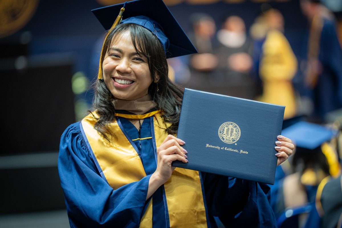 ucdavisbusiness's tweet image. Congratulations to @UCDavis Graduate School of Management Class of 2025, our newest Aggie alumni! 

See more memories on Facebook: bit.ly/3G7L3tI

#UCDavisGrad #Classof2025 #Graduation