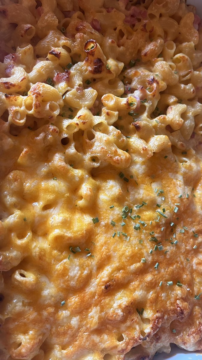 scheeee mac n cheese 🫠