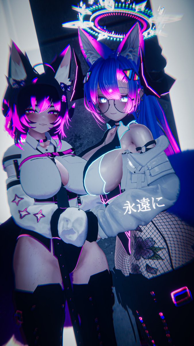 Hey look it’s two kitsunes!! 🩷🦊