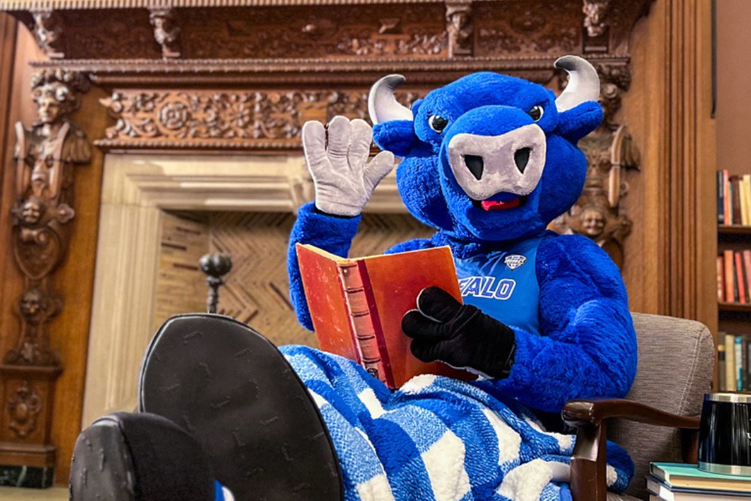 Happy National Mascot Day to the one and only Victor E. Bull! 💙🤘🏼 Whether he's hyping the crowd up at #UBuffalo sporting events or hanging out with students, Victor is a #UBTrueBlue treasure!