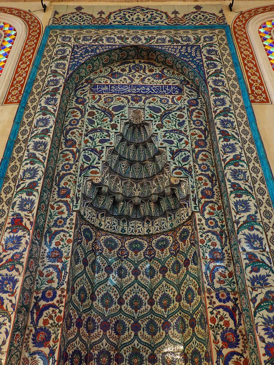 Piyale Paşa Camii'nin çini mihrabı...