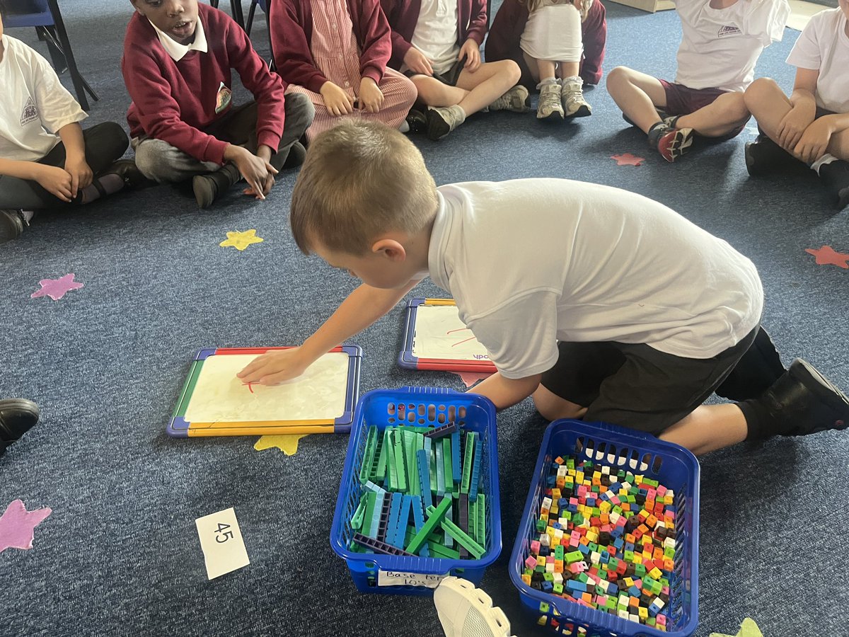 Amazing maths work this week in Year 1. The children did a wonderful job using the base 10 to compare two two digit numbers within 100. Well done Year 1. <a href="/MabLanePri/">Mab Lane Primary Sch</a> <a href="/MrGuyMLP/">Mr Guy.</a>