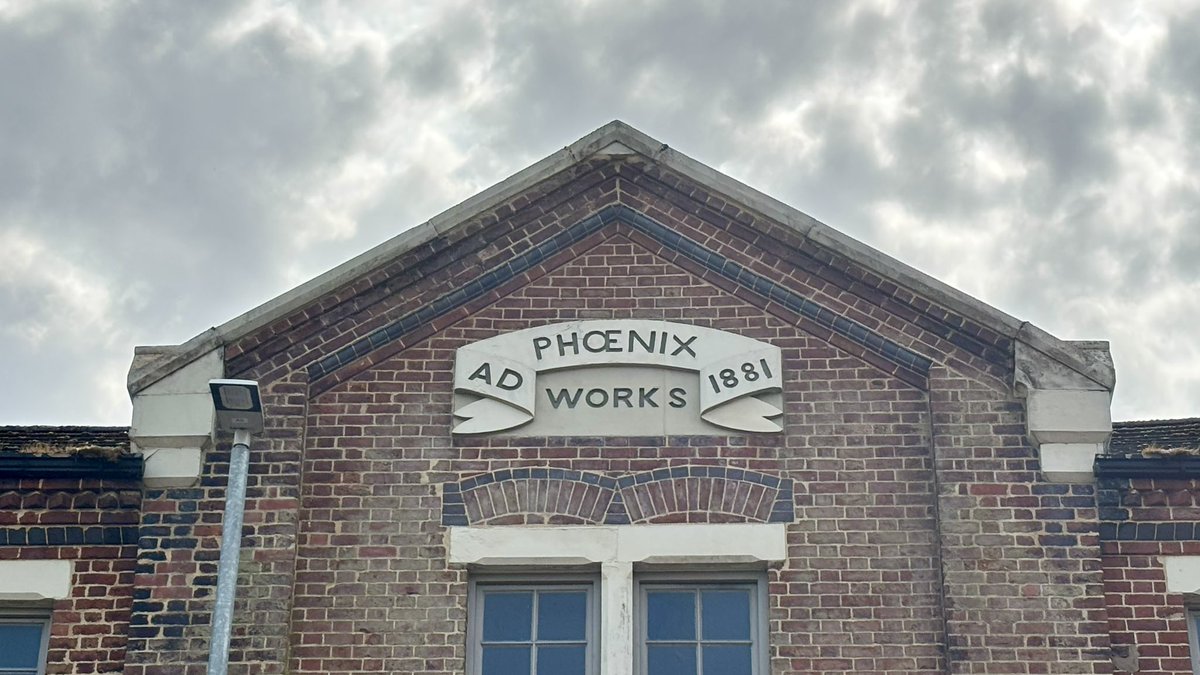 Join us for the third of a series of #HeritageRoadshows on Saturday 21 June from 10am at The Phoenix Works, King St, Longton, ST31EZ. Arrive by 11:30 for a walk at 12. So much heritage to discover for Neck-enders! potteries.org.uk/event/2025-06-…