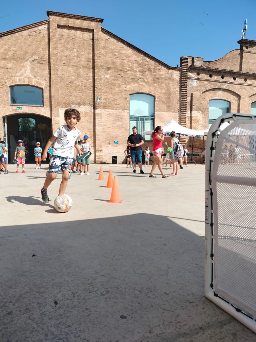 Gran Festa d’estiu del #PassaportEdunauta a Masquefa! 💦🎉 Gràcies a l’equip d’Educació i Joventut i a totes les entitats que ho heu fet possible. Jocs, piscina i aprenentatge per seguir creixent fora de l’escola! 📚🧭 #MasquefaEduca #Educació360