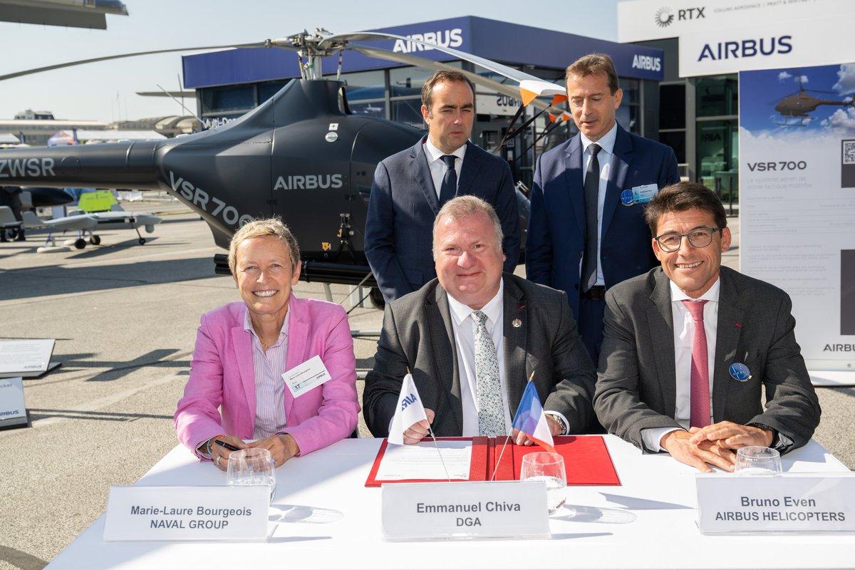 BrunoEven's tweet image. Proud to announce a framework agreement signed with @SebLecornu & @DGA for the acquisition of VSR700s for the @MarineNationale! This is a key milestone for @ArmeesGouv uncrewed aerial systems operations, also paving the way for other nations to join the programme.
