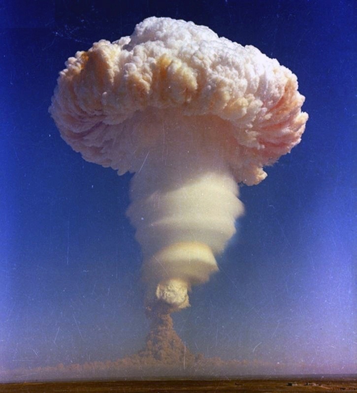 17 June 1967 China conducted its first full-scale thermonuclear test. The bomb was dropped from an aircraft H-6 and detonated at an altitude of 2960 m at Lop Nur. The blast power reached 3.3 Megatons.