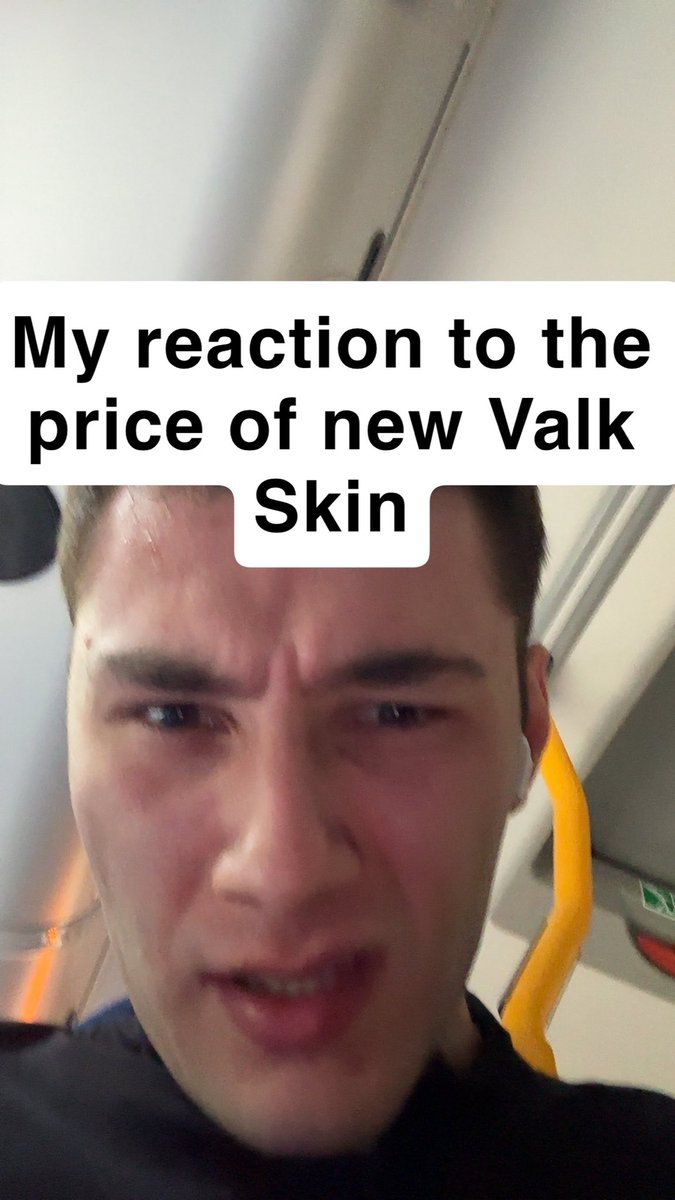Itsgendji's tweet photo. 5000 credits????
#like #rainbowsix #r6 #rainbow #follow #Unisoft #valk https://t.co/nBmDiYjy2b