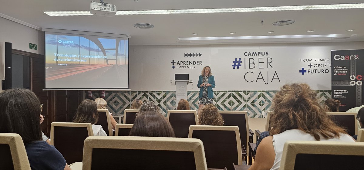 Hoy ha tenido lugar en Ibercide la Comisión de Sostenibilidad, con la participación de 40 #SociosCAAR.
En ella hemos abordado:
✔️ Novedades normativas en #sostenibilidad
 ♻️ Nueva convocatoria de #EconomíaCircular
 🚀 Nuevo servicio CAES CAAR–AYMING
 🌍 Casos de #descarbonización