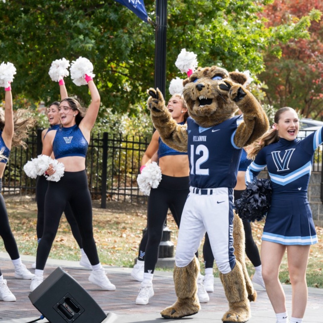 Happy National Mascot day, Will D. Cat! ✌️ 😻 From game day to 1842 Day and Homecoming, thanks for always bringing the energy!