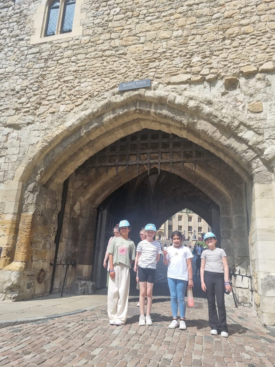 Gaskell Primary School tweet media