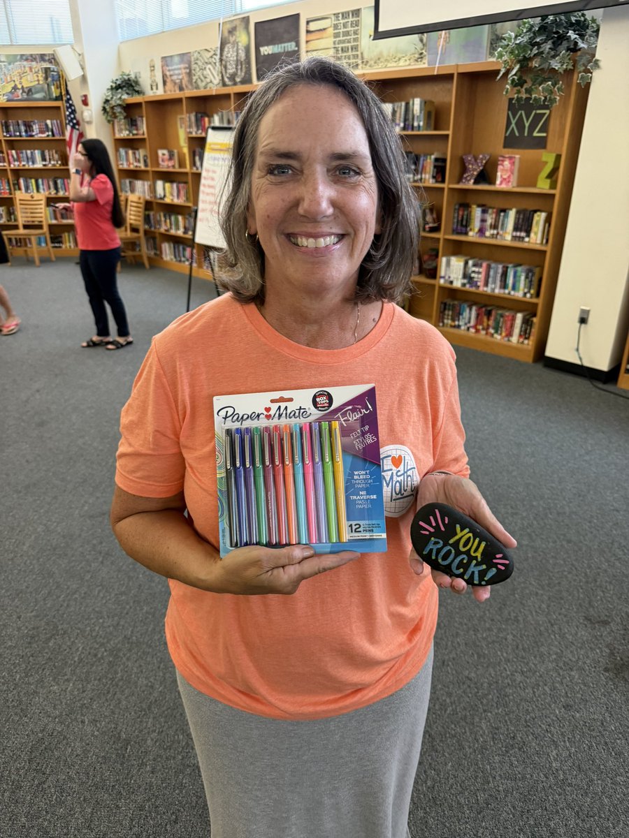 Sarah Kinney (@thirdgradevibes) on Twitter photo Our winner Rose! We are having an exciting time here at NTA day 2! <a href="/VolusiaLEADS/">Volusia LEADS</a> <a href="/VCSNTA/">VCS New Teacher Academy</a> Our winner Rose! We are having an exciting time here at NTA day 2! <a href="/VolusiaLEADS/">Volusia LEADS</a> <a href="/VCSNTA/">VCS New Teacher Academy</a>