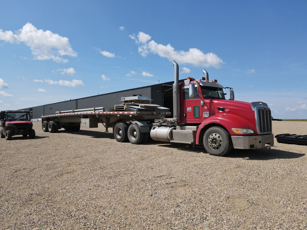 48-09 heading to Weyburn 🌞