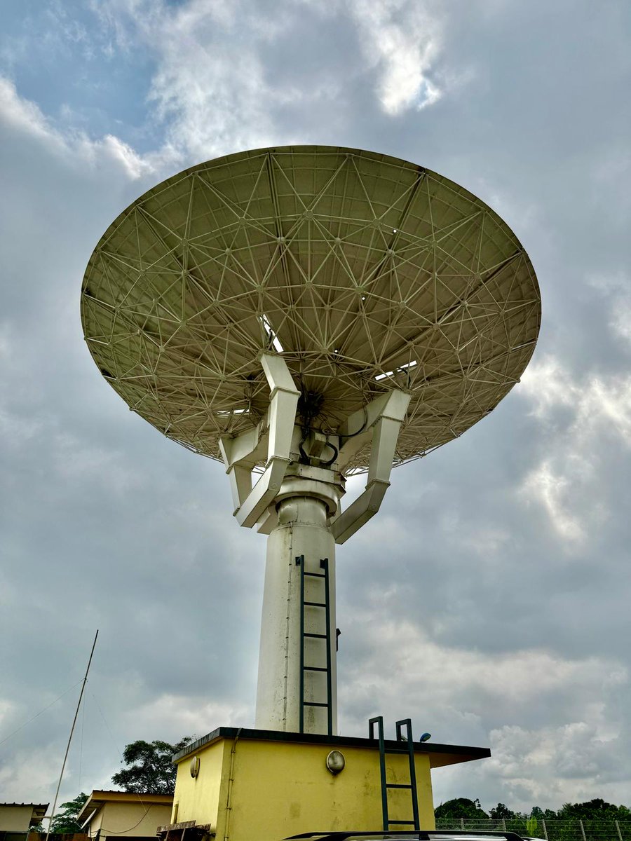 Fabrice Mauriès (@fabricemauries) on Twitter photo Visite ce matin de la station Télémesure Ariane de N’Koltang 🇫🇷🚀 aux côtés de <a href="/AmbUEauGabon/">Cécile Abadie</a> et de membres de la DUE et de <a href="/Franceaugabon/">France au Gabon</a>.
Un site emblématique de la coopération spatiale et technologique entre 🇬🇦🇫🇷.
<a href="/CNES/">CNES</a> <a href="/esa/">European Space Agency</a> Visite ce matin de la station Télémesure Ariane de N’Koltang 🇫🇷🚀 aux côtés de <a href="/AmbUEauGabon/">Cécile Abadie</a> et de membres de la DUE et de <a href="/Franceaugabon/">France au Gabon</a>.
Un site emblématique de la coopération spatiale et technologique entre 🇬🇦🇫🇷.
<a href="/CNES/">CNES</a> <a href="/esa/">European Space Agency</a>