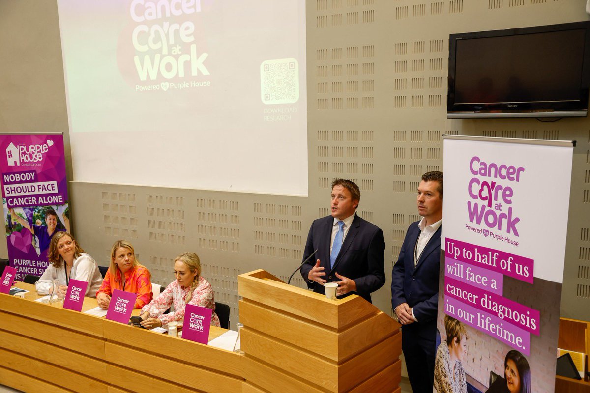 Delighted to host Purple House in Leinster House earlier today to outline their excellent #CancerCareAtWork initiative. Anyone who receives a cancer diagnosis or requires support during their treatment, this is a programme that more employers need to embrace and enroll in.