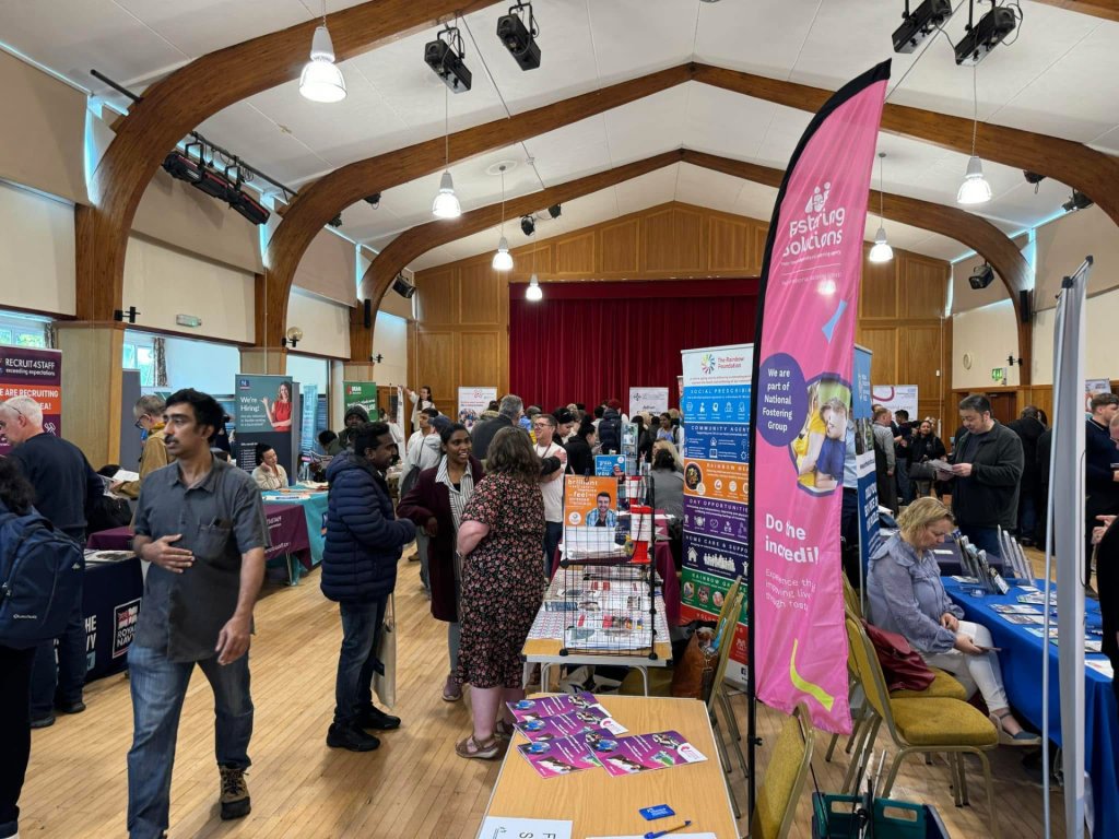 Mike Learmond (@fsbnorthwales) on Twitter photo 👀 Have you heard about the <a href="/NWalesSocial/">#NorthWalesSocial ⬆️🏴🤝</a> Expo?👀
Add 1 July, 10am-2pm to your diary & visit <a href="/moldrfc/">Mold Rugby Club</a> for a day of networking & business growth! 🚀
🎟️Visitors attend FREE - book your space now!
🔗 northwalessocial.co.uk/events/
#NorthWalesSocial #Networking 👀 Have you heard about the <a href="/NWalesSocial/">#NorthWalesSocial ⬆️🏴🤝</a> Expo?👀
Add 1 July, 10am-2pm to your diary & visit <a href="/moldrfc/">Mold Rugby Club</a> for a day of networking & business growth! 🚀
🎟️Visitors attend FREE - book your space now!
🔗 northwalessocial.co.uk/events/
#NorthWalesSocial #Networking