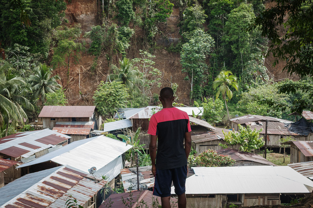 ¿Dónde está el Estado?

En #Colombia, las comunidades siguen enfrentando violencia, confinamientos, desastres y ausencia institucional.

Conoce la historia de esta comunidad, donde es urgente que las autoridades hagan presencia y atiendan su situación: consorciomiremas.org/donde-esta-el-…