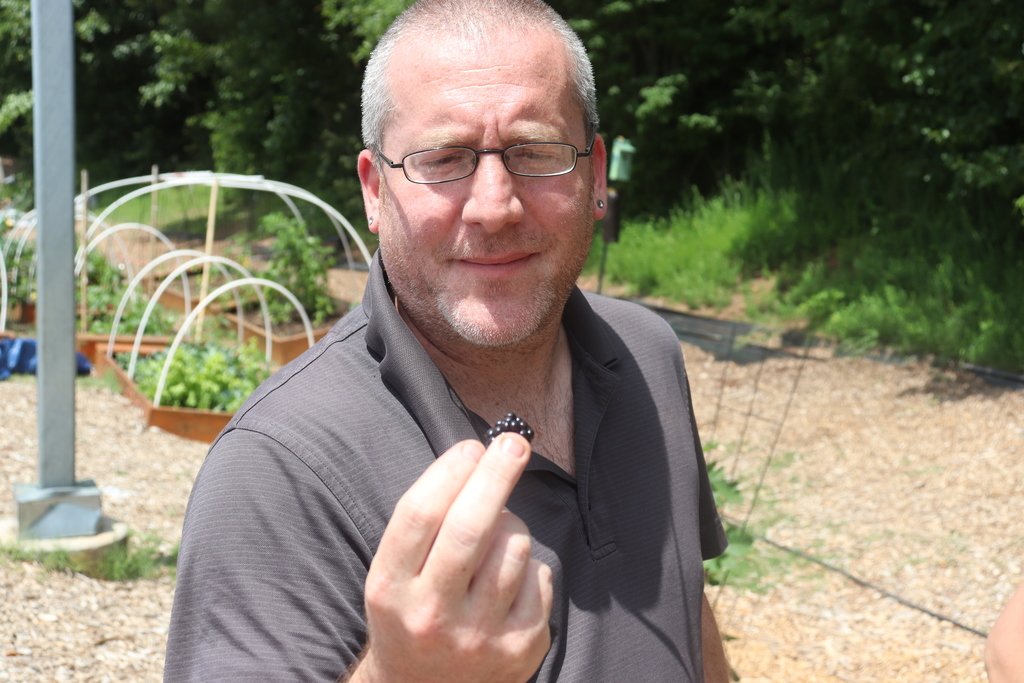 moore_magnet's tweet photo. Jonathan Thull has been part of some incredible revitalization projects at Moore Elementary, and he says Moore's success can be replicated by any school - they just have to be willing to speak up. Learn more on our website at https://t.co/p5OrJmPWqM.

#wsfcs https://t.co/5gFiKDqkyD
