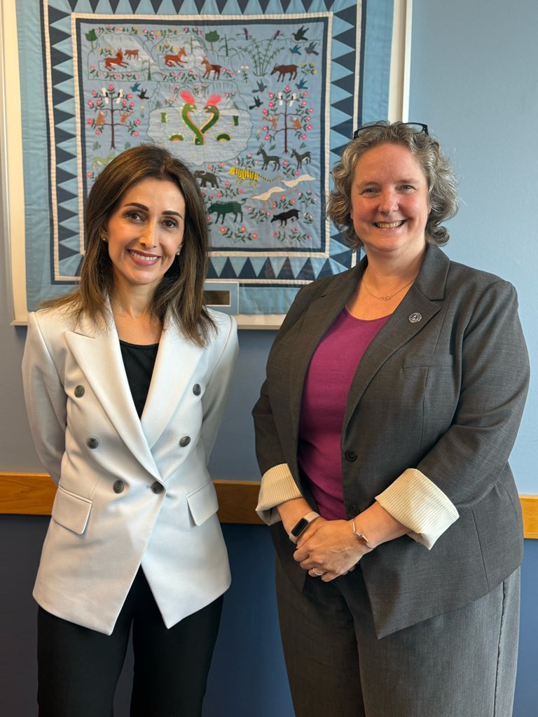AmbKawar's tweet image. It was a pleasure meeting with @MayorMKE & @MayorOfMadison during my visit to the state of Wisconsin. We discussed Jordanian-American contributions in their cities & explored ways to strengthen ties. Appreciate their time & insights. 🇯🇴🇺🇸 #Diplomacy #CommunityEngagement